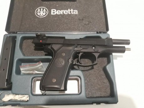 Hola compañeros pongo ala venta una beretta 92fs en perfecto estado de funcionamiento y estético con su 22