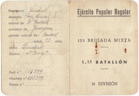  EN RECUERDO Y HOMENAJE A LOS QUE YA NO ESTÁN. 

Si pones en  GOOGLE    PASAPORTES EN LA MEMORIA   da 12