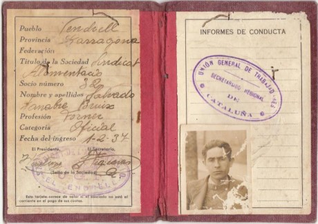  EN RECUERDO Y HOMENAJE A LOS QUE YA NO ESTÁN. 

Si pones en  GOOGLE    PASAPORTES EN LA MEMORIA   da 21