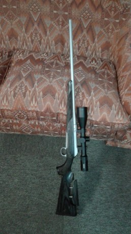 Vendo Rifle de cerrojo marca Sauer modelo Alaska en calibre 300WM con visor Minox ZX5, 3-15*56 con retícula 01