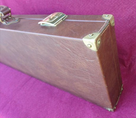 Por no usar, Vendo estuche o maletin para escopeta desmontada, tiene compartimento para útiles de limpieza 11