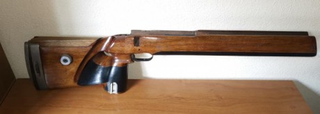 Vendo culata Anschutz Macht 54 tal y como se ve en las fotos, los tornillos que sujetan la acción no los 00