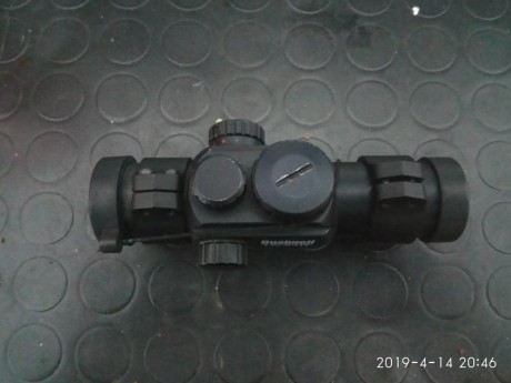 Se vende visor Bushnell trophy 1x28, material original no copia china, estado excelente, óptica perfecta, 01
