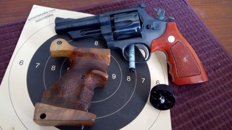 Vendo revólver Cal 357 S&W modelo 28 con frame N el más robusto de la firma, cañón 4" , doble 02