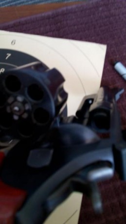 Vendo revólver Cal 357 S&W modelo 28 con frame N el más robusto de la firma, cañón 4" , doble 11