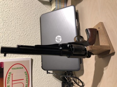 Vendo Revólver Remington 1858 (Armi San Marco) con muy poco uso. Calibre .44
Las chimeneas se encuentran 10