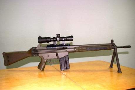  -  ESTA YA RESERVADO -   Se vende CETME  Mod. C, Cal. .307, como nuevo, con muy pocos tiros.  Está equipado 01
