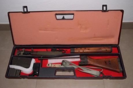  -  ESTA YA RESERVADO -   Se vende CETME  Mod. C, Cal. .307, como nuevo, con muy pocos tiros.  Está equipado 00