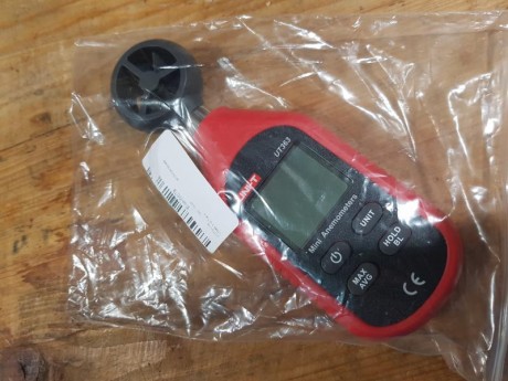 esta nuevo. sin utilizar
esta en Madrid 
precio 
  rebajado 8eur con portes peninsula  

un saludo

 20190419_102434.jpg 01