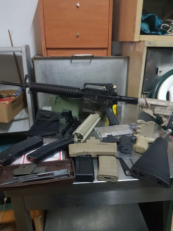Vendo por no uso semi nueva mui pocos disparos i muchos extras interesados llamar o por WhatsApp 645113233 00