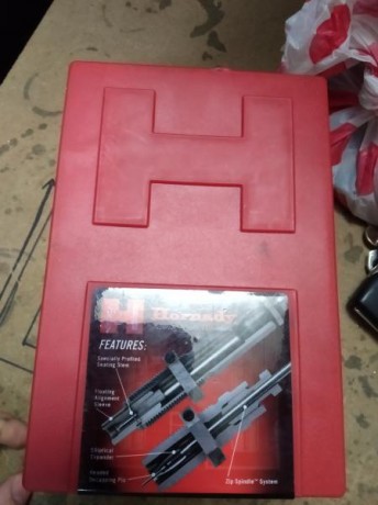 Vendo juego de dies Hornady 38/357 de la marca Hornady (incluye shell holder), también doy en la oferta 00