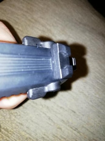 Hola compañeros, alguien sabría decirme cómo desmontar el alza de una Walther P 22 
No se como se hace 50