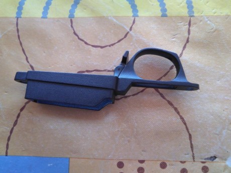 Vendo Kit de conversión para rifle Bergara B14, desde floorplate a cargador extraíble. Con un poco de 01