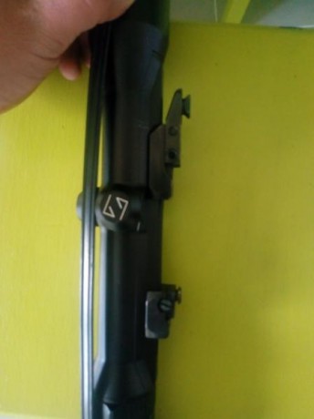 Vendo visor zeiss 1,5x6x42 con carril appel. Como nuevo, prácticamente sin uso, y sin golpes ni rozaduras 00