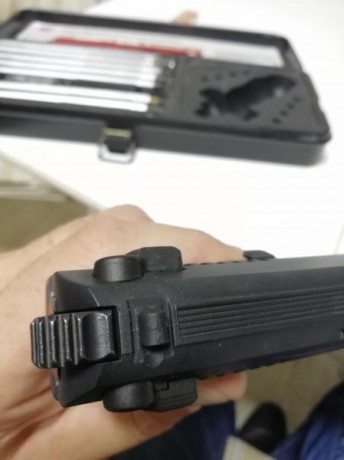 Hola compañeros, alguien sabría decirme cómo desmontar el alza de una Walther P 22 
No se como se hace 120