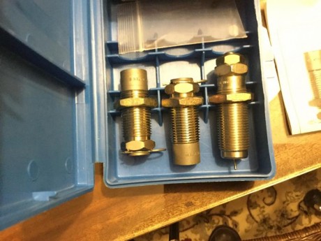 Hola Dies del 38 super a la venta por 40€ en Madrid
Saludos 00