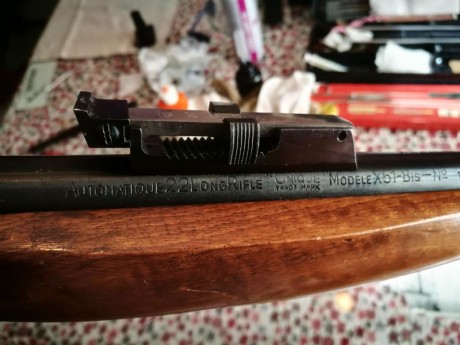 Hola.
Vendo carabina de la prestigiosa marca francesa Unique de Hendaya. Muy buen estado. Semiautomática 10