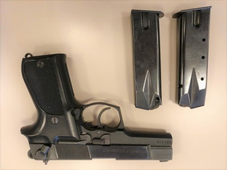 Un compañero vende su P-88 Compact. En perfecto estado, como nueva y con sus accesorios originales. 300 10