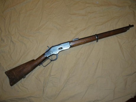Vendo carabina Winchester Oviedo mod. 1873. Fabricado en 1892 de una serie de 2500 ejemplares. Muy raro, 02