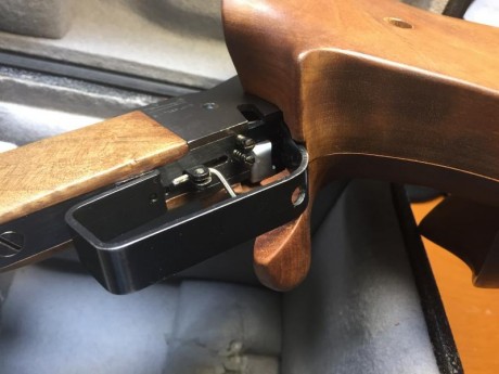 VENDO HAMMERLI 106  MODALIDAD 50 METROS, ESTUCHE ORIGINAL, MECANICA EN UN ESTADO   MUY  BUENO.
CACHA PARA 31