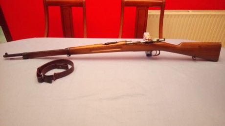 VENDO CARL GUSTAF - M96/38
De 6,5x55 mm. de el año 1917. 
En buen estado de madera y partes metálicas. 00