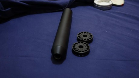 El arma esta recien revisada en armeria en Barcelona, tiene todas las juntas cambiadas y el armero la 01