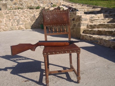 vendonesta weihrauch HW80 en 5.5 con el cañon largo de serie.
Tiene ligeras marcas de uso en la culata 00
