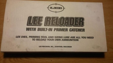 Vendo conjunto (Completo no por separado) de recarga compuesto de dos prensas (Una nueva homologada):
-Prensa 01