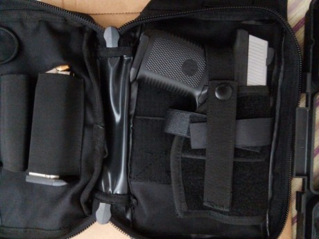 Hola, vendo o cambio arma (por una compacta, aunque tenga que pagar la diferencia).

El arma está en perfecto 00