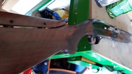 Hola compis,, quisiera cambiar una REPETIDORA BENELLI SUPER 90 de caza cal 12-70con rosca interior para 22