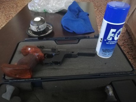 Muy a mi pesar me desprendo de mi walther GSP es una pistola para toda la vida y su reputación la avala. 01