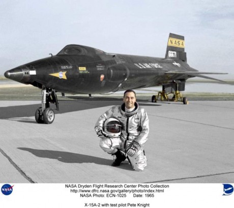 Me pareció interesante:

X-31
F-15s/MTD
SR-71
F-106
F-16XL
X-38
Avión controlado por radio (nodriza)
X-36 40