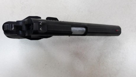 norinco np 29,calibre 9 pb, tal como se ve en las fotos, funda pistola,  con  5 cargadores, (2 originales 10