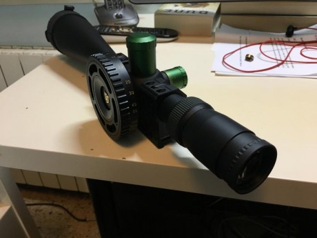 Vendo NIKKO STIRLING DIAMOND 10-50x60 con montura SPUHR 38 mm altura  (nivel de burbuja incorporado en 02