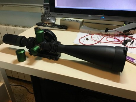 Vendo NIKKO STIRLING DIAMOND 10-50x60 con montura SPUHR 38 mm altura  (nivel de burbuja incorporado en 00