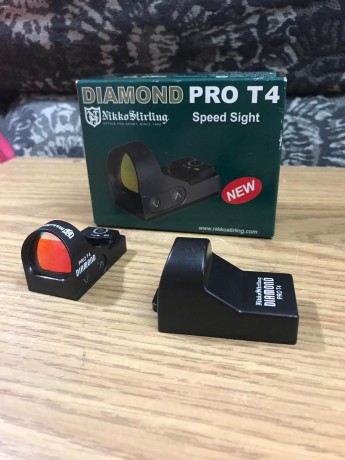 Se vende visor hologrfico marca nikko stirling t4, poco uso. precio 170
Telf 656 74 83 52 Marcial 00