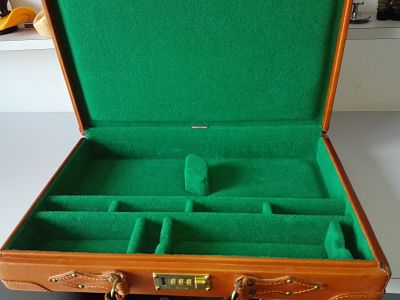Vendo Pistola FAS sp 602 cal.22 L.R. por 250€
Se trata de una pistola ideal para iniciarse en el Tiro 01