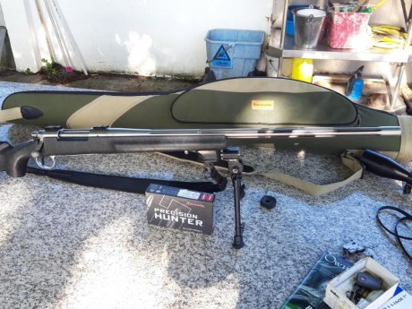Buenos días.
Se vende este remington 700 con cañón y acción en acero inox, cañón acanalado, gatillo Timney.
El 01
