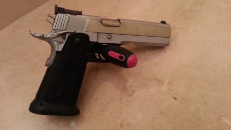 Buenos días.
Hace tiempo que no hago tiro deportivo ni olímpico, voy a darme de baja, así que la vendo 01