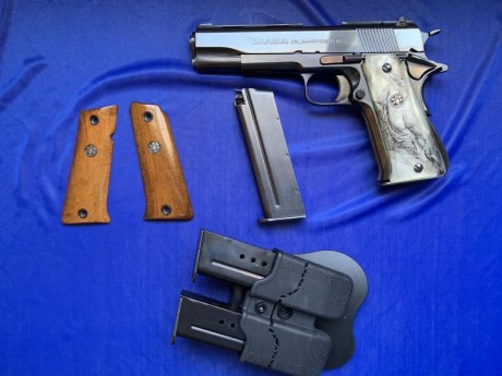 Pongo en venta una Llama XI “Especial” en 9 MM para. Es el modelo primero, antes de las modificaciones 00