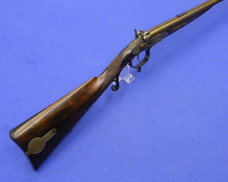 Voy a colocar unas fotos de un arma larga alemana de llave de mecha del siglo XVI. 20