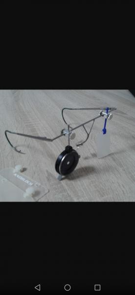 Buenas;

Pongo a la venta unas gafas de tiro de la marca Merkur totalmente metálicas, se incluye porta 01