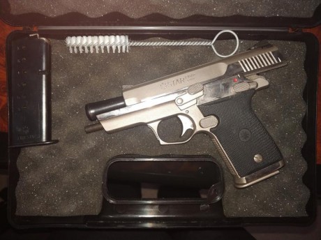 Hola, vendo FIRESTAR M43 en cal. 9mm

2 cargadores (uno en negro y otro cromado), poquisimos disparos, 00