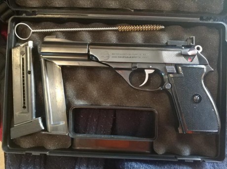 Vendo Astra Constable SPORT cal 22LR, con dos cargadores. Muy buen estado. Guiada en A

PRECIO: 100€

Vendida, 01