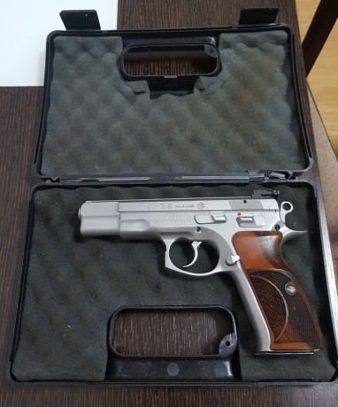 ***VENDIDA*** 



Vendo pistola CZ 75 B, de 9mm., de acero inoxidable mate, rabera de cola de Castor 10