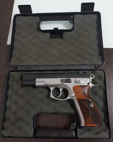  ***VENDIDA*** 



Vendo pistola CZ 75 B, de 9mm., de acero inoxidable mate, rabera de cola de Castor 21