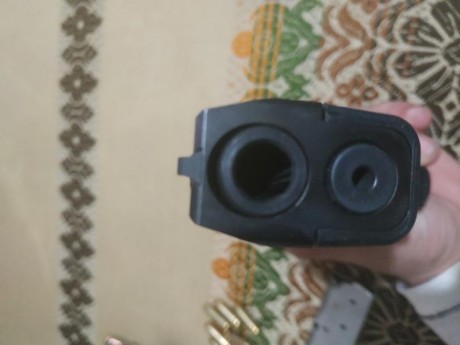 Se vende Beretta Nano adquirida en el año 2016. Apenas he realizado con ella 300 disparos. Arma seminuevos 11