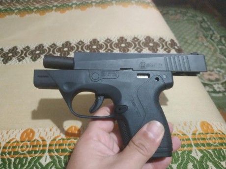 Se vende Beretta Nano adquirida en el año 2016. Apenas he realizado con ella 300 disparos. Arma seminuevos 10
