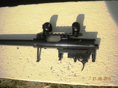 Estoy restaurando una carabina. Aqui os queda el primer pavon q le doy a un arma. Es una Walther del 22lr 00