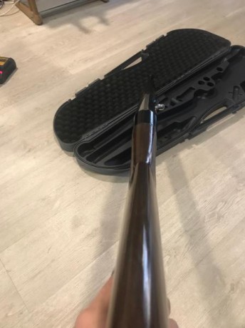 Se vende escopeta benelli premium superligera, calibre 12 y cañón corto especial conejo y becada. 
La 21